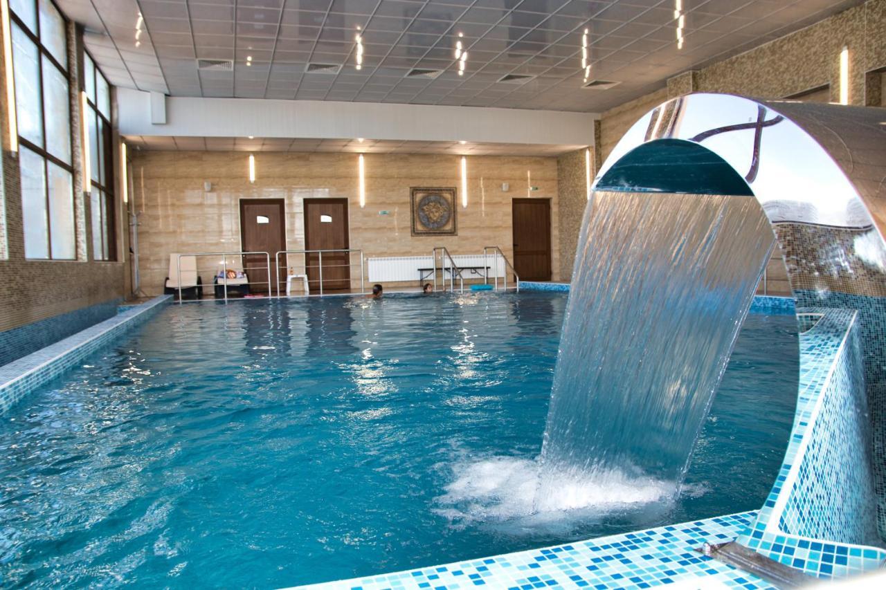 Balneo And Spa Complex Mineral Yagoda Exteriör bild